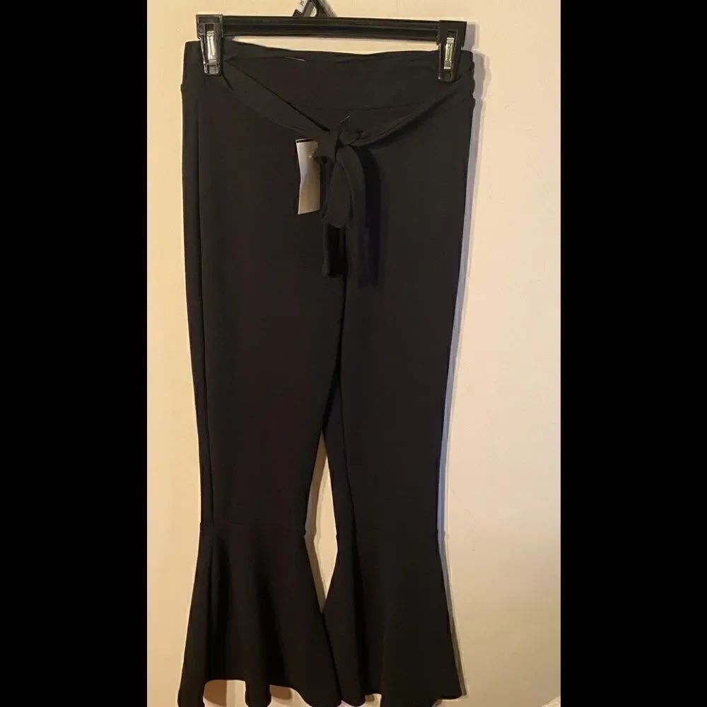 🎉Women’s Out Of Order Mid Rise Pull on design Flare Pants multiple